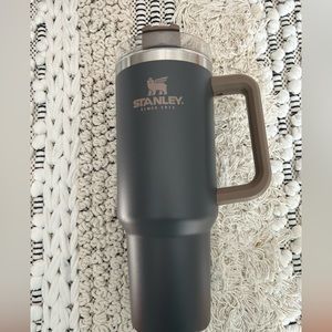 Stanley Quencher 40oz, original version, used, Coal